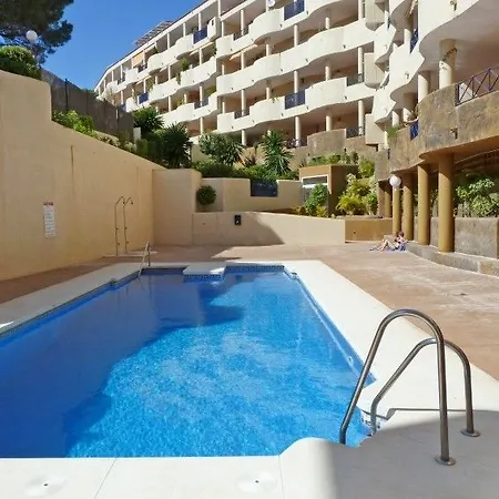 Hotel 104205) Casa En Con Aire Acondicionado, Aparcamiento, Terraza, Jardin *