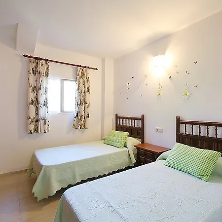 104205) Casa En Con Aire Acondicionado, Aparcamiento, Terraza, Jardin Hotel Fuengirola